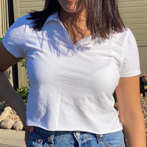 white tee - Picture 2 of 3